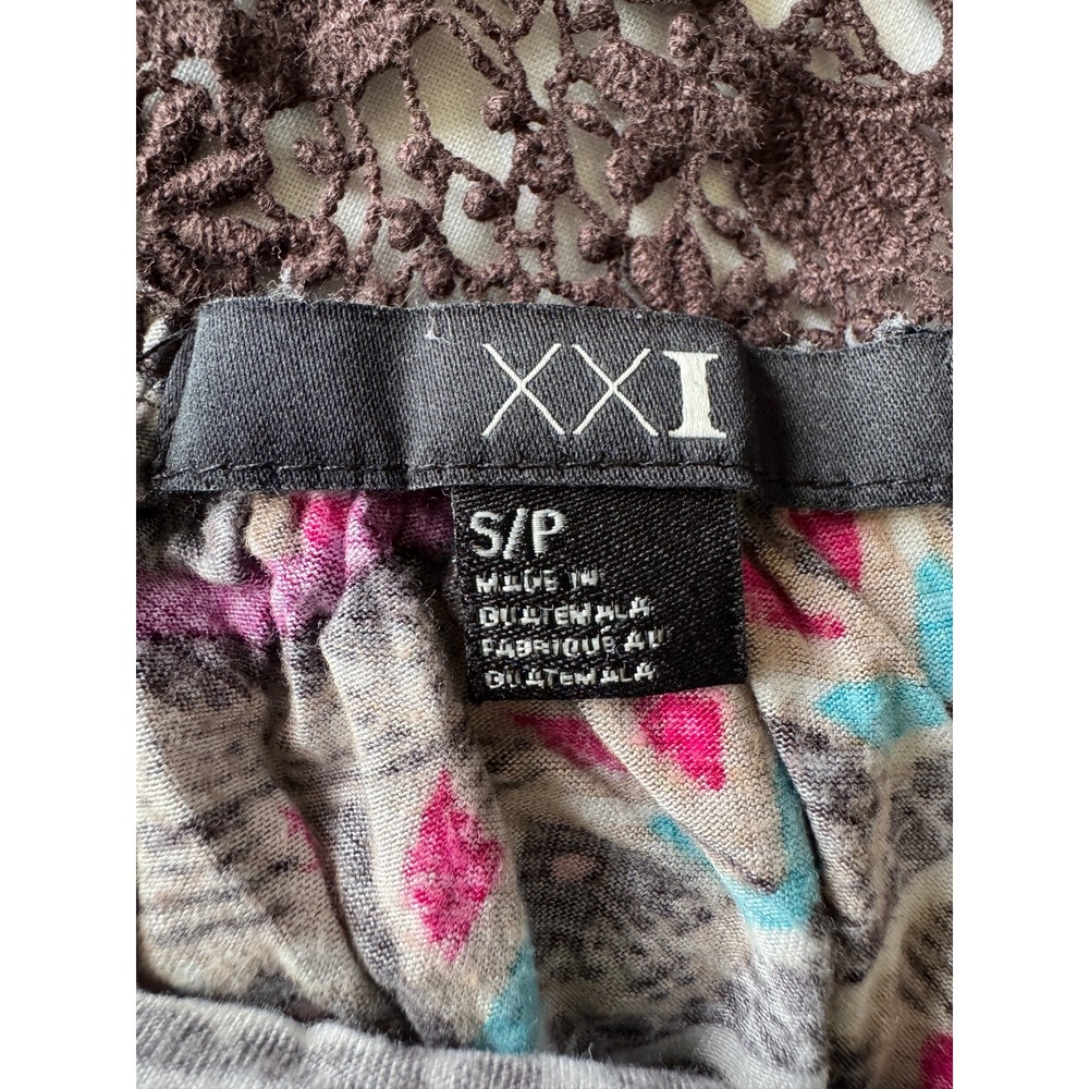 Forever 21 XXI Cami Tank Top Small Crochet Lace Racerback Boho Tribal Print Y2K - Picture 5 of 11
